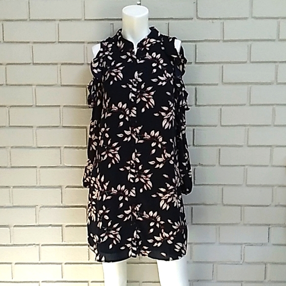 Collective Concepts Dresses & Skirts - Collective Concepts Navy Ruffled Cold Shoulder Button Up Dress. Size Small